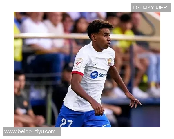 喀麦隆主帅期待执教德容并看好艾永成为顶级射手